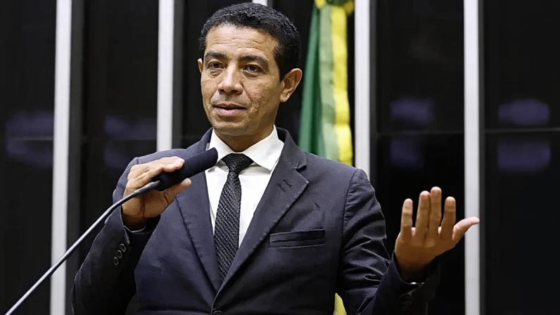 Pastor é condenado pelo STF por desvio de emendas