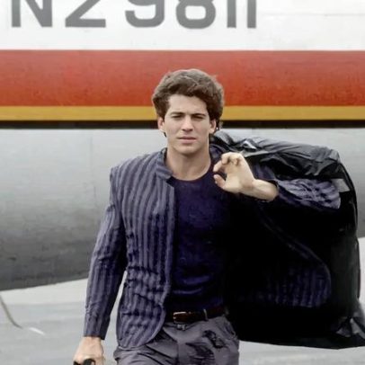 Sinais de alerta ignorados por JFK Jr. antes do acidente fatal de avião