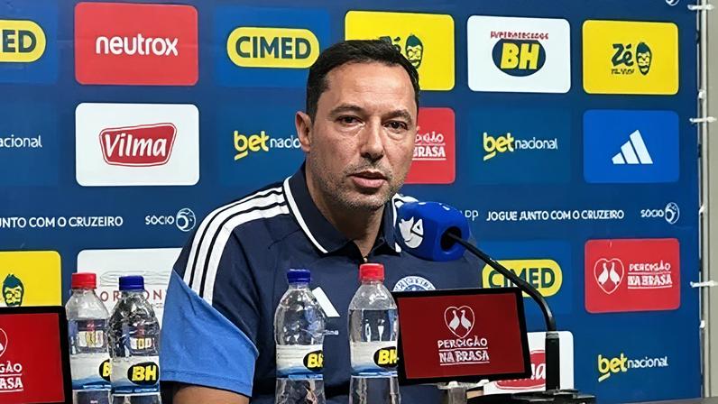 Tite é demitido; pronunciamento do vice-presidente do Cruzeiro é divulgado
