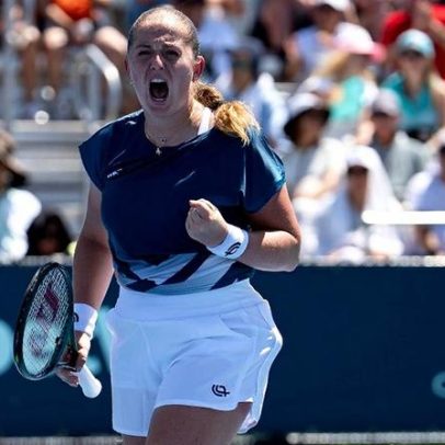 Pegula avança às oitavas, Ostapenko vira sobre Paolini