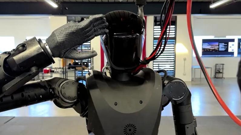 Robô humanoide para identificar alvos e usar armas em guerras