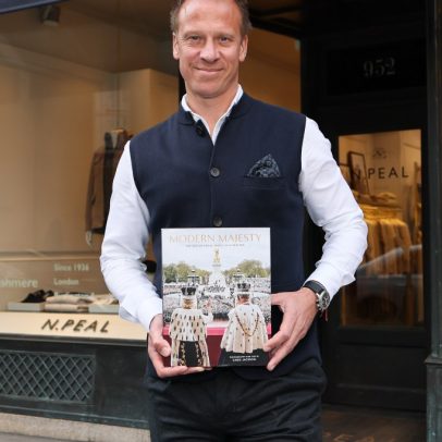 Fotógrafo da realeza revela bastidores do comportamento de Meghan e Harry