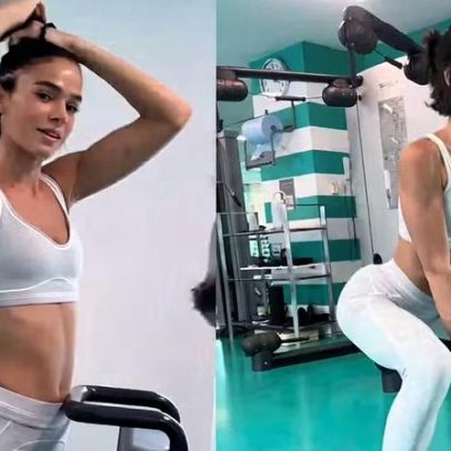Bruna Marquezine treina e exibe visual com cabelo curto
