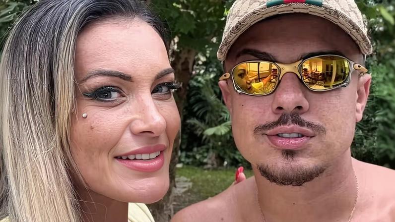Após se casar, Andressa Urach presenteia marido com colar feito com sangue menstrual; fotos — Foto: @aandressaurach | CO ASSESSORIA