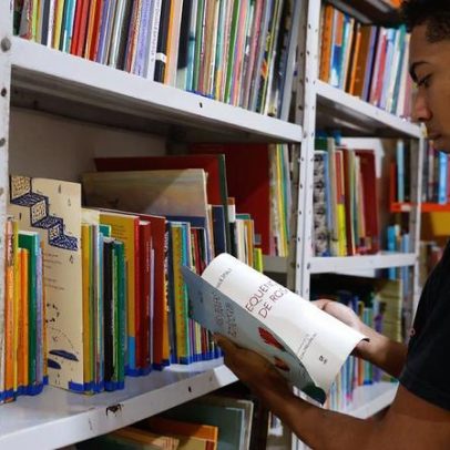 Alerj aprova formação de jovens para incentivar leitura no RJ