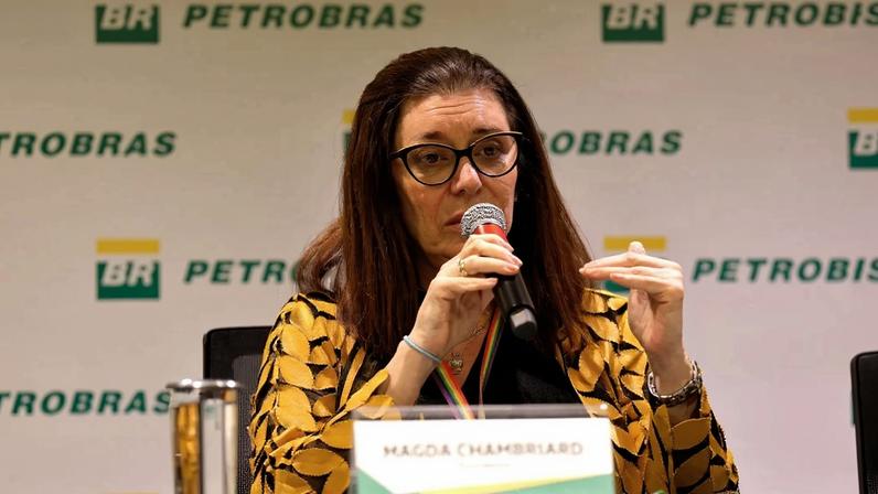 Petrobras afirma entregar todo o combustível produzido nas refinarias
