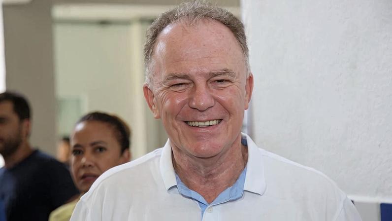 Moraes arquiva inquérito da PF contra Casagrande por relação com desembargador