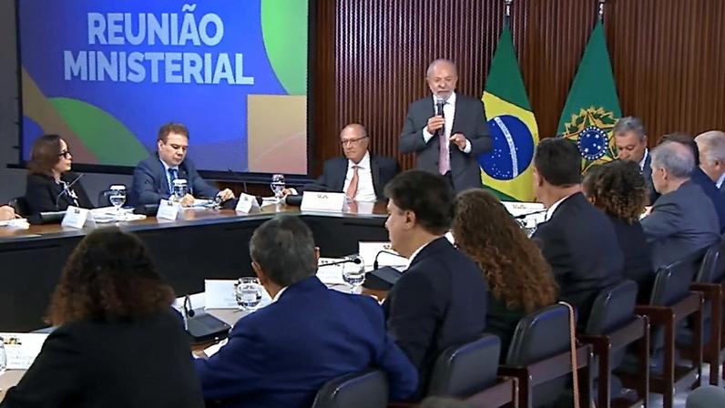 Presidente Lula fala na reunião ministerial de despedida pré-eleição