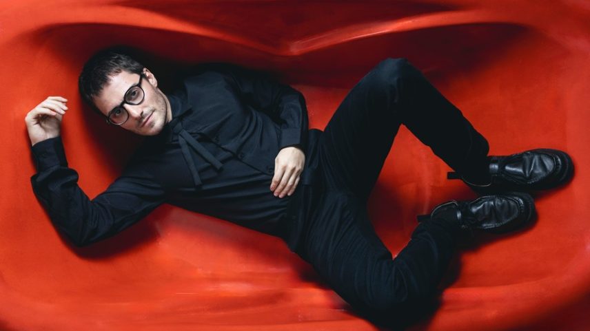 Hugo Bonèmer estrela adaptação teatral inédita de 'O Talentoso Ripley' — Foto: Peter Wrede