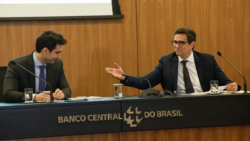 Atual e ex-presidente do Banco Central terão de dar explicações sobre autorizações a instituições financeiras envolvidas na fraude bilionária. (Foto: José Cruz/Agência Brasil / arquivo)