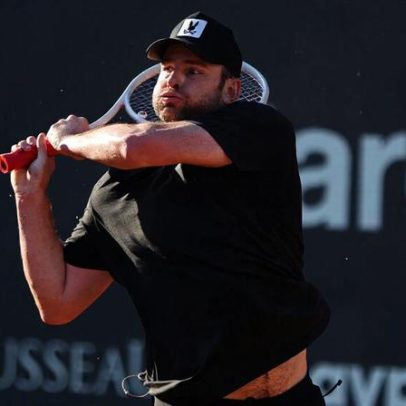 Roddick defende mudança de piso e vê Fonseca no caminho certo