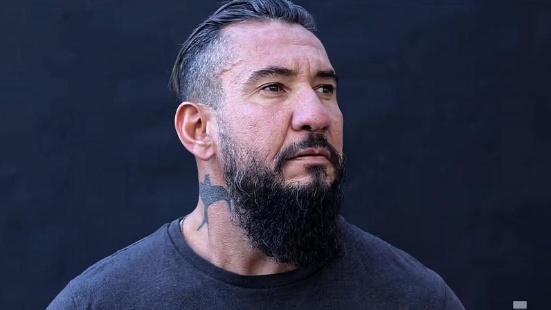 Rodolfo Abrantes relata saída dos Raimundos, foi uma tortura