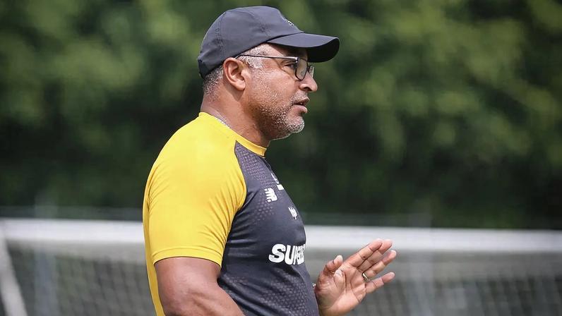 São Paulo terá novo desfalque contra o Internacional; veja escalação provável