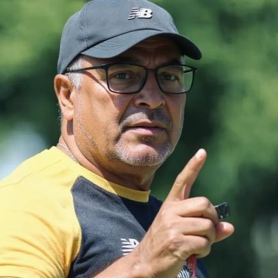 Roger Machado planeja mudanças no esquema tático do São Paulo