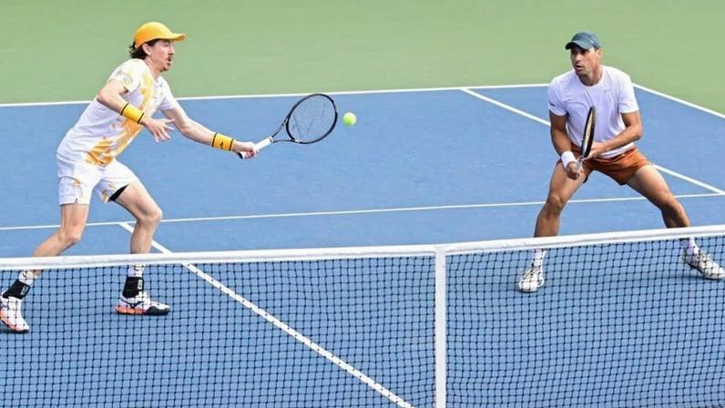 John-Patrick Smith e Fernando Romboli (Foto: Manuela Davies/USTA)