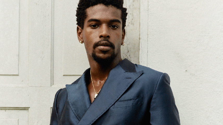 Ronald Sotto avalia rótulo de galã e fala de namoro com parceira incrível