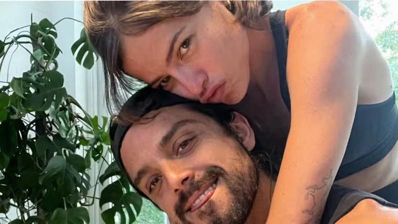 Agatha Moreira e Rodrigo Simas falam sobre conciliar agendas e vida a dois