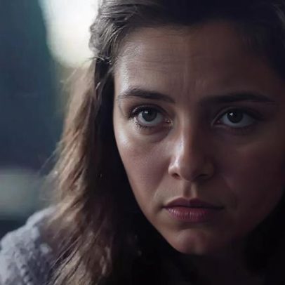 Ryan Kiera Armstrong comenta cancelamento de Buffy: A Caça Vampiros