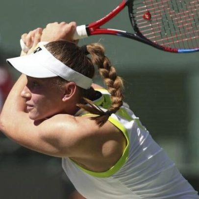 Rybakina atinge melhor ranking e tira Swiatek da vice-liderança