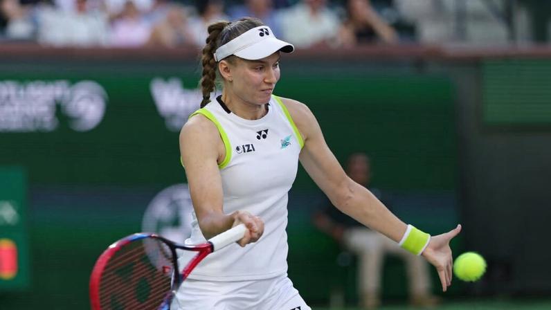 Rybakina volta à semi de Indian Wells e assume 2º lugar no ranking