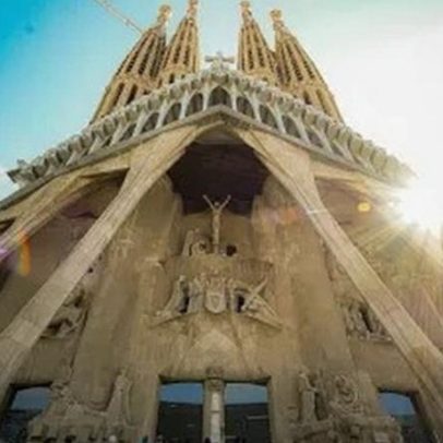 Sete curiosidades sobre a Sagrada Família, basílica centenária de Barcelona