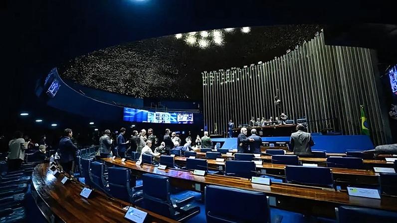 Nikolas diz que projeto da misoginia será derrubado