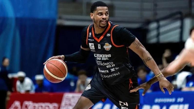 Shamell pelo Caxias do SUl no NBB (Foto: Divulgação NBB)