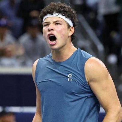 Americanos liderados por Shelton vencem chave em Houston