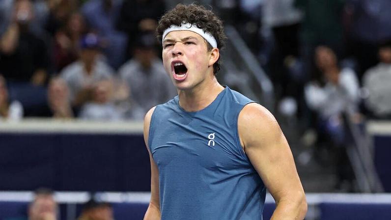 Americanos liderados por Shelton vencem chave em Houston