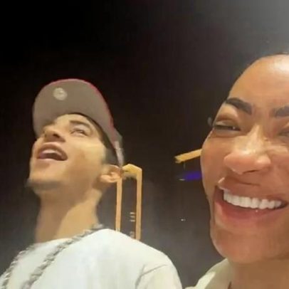 Julez, 21, é visto ao lado de estrela de reality show mais velha que a mãe