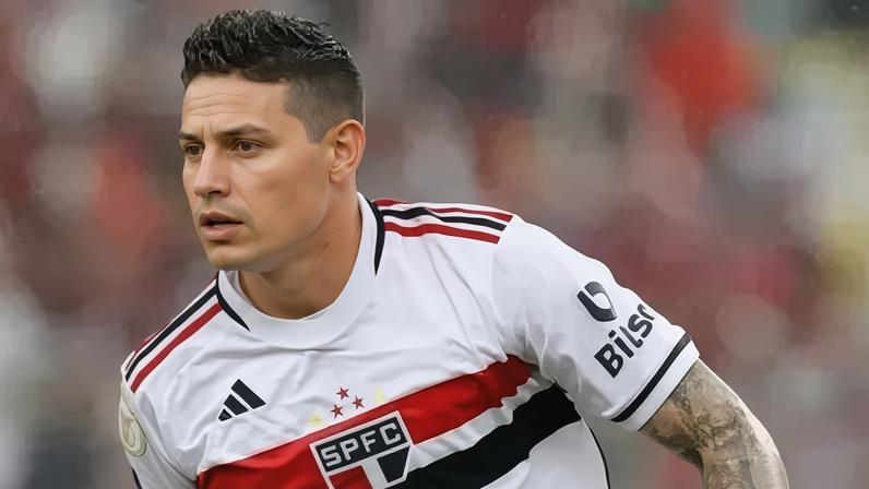 James Rodríguez defendeu o São Paulo em 2023