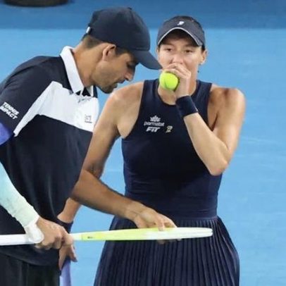 Stefani e Arevalo perdem para Sakkari e Tsitsipas nas duplas mistas