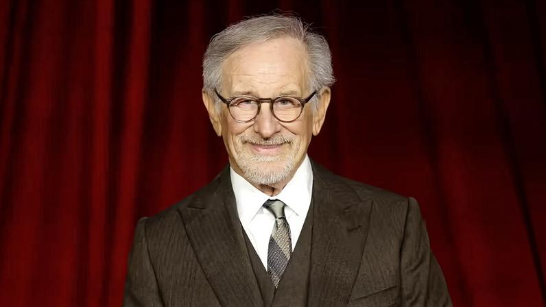 Steven Spielberg diz ter fortes suspeitas de que alienígenas existem