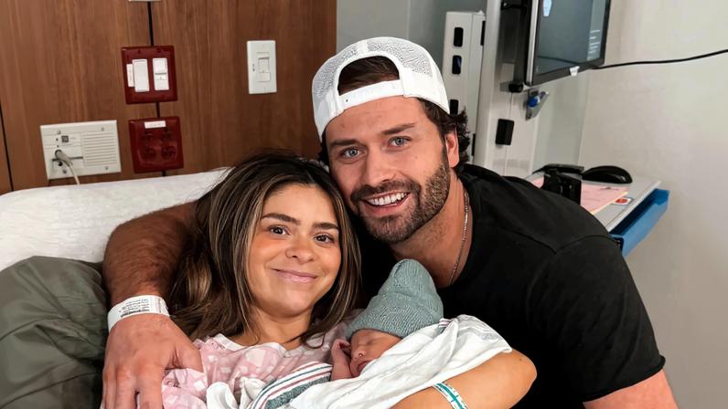 Taylor Frankie Paul and Dakota Mortensen