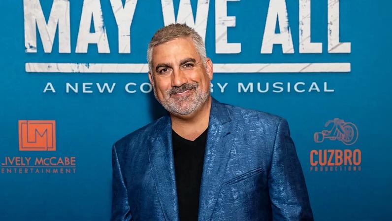 Taylor Hicks (seen here in 2022) is making his move with Kelly Clarkson, Page Six can reveal.