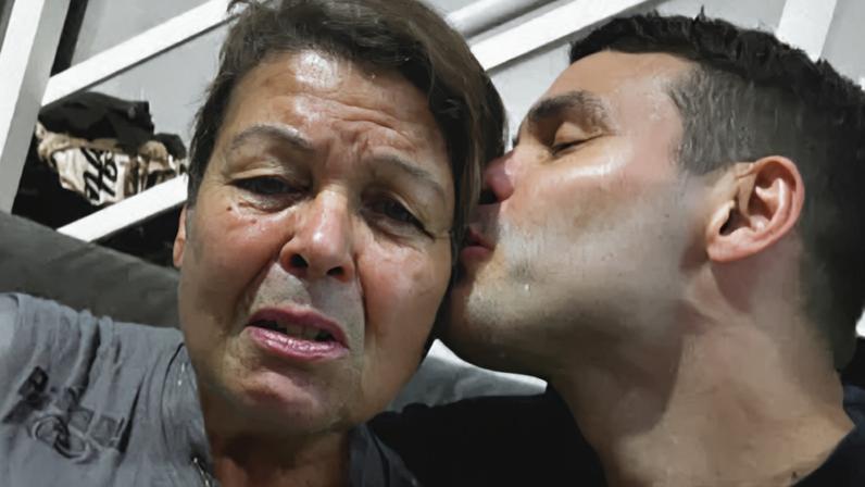 Thiago Silva faz publicação sobre a morte da mãe, Ângela Maria