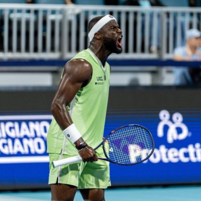 Tiafoe diz ter trabalhado para se sentir confortável no desconforto