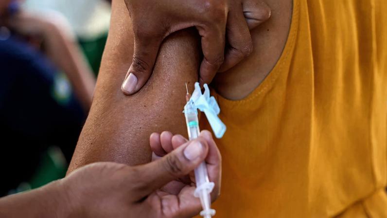 Caso confirmado de sarampo eleva alerta sobre cobertura vacinal