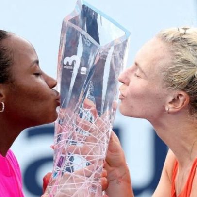 Siniakova e Townsend vencem italianas e conquistam Sunshine Double