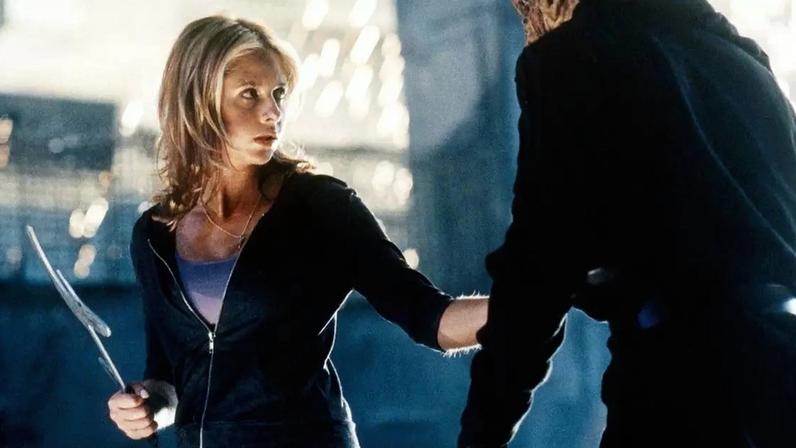 Sarah Michelle Gellar afirma executivo que cancelou a série não gosta de Buffy