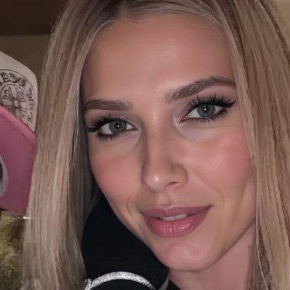 Virginia posta selfie com Vini Jr. após jogo, entre polêmicas com Zé Felipe