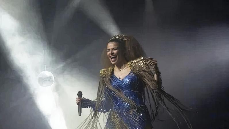 Vanessa da Mata discute o futuro da música brasileira em Harvard