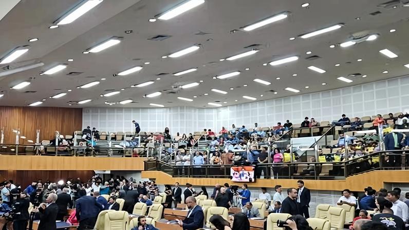 Vereadores de Goiânia votaram por unanimidade em projeto