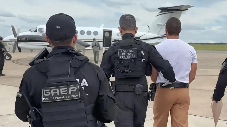 Vídeos no celular de Vorcaro levantam indícios de tráfico e exploração