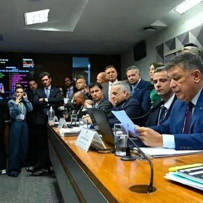 Votos de parlamentares na rejeição do parecer da CPMI do INSS
