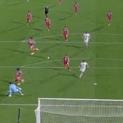 Dodô cruza golaço e ajuda Fiorentina na luta contra o rebaixamento