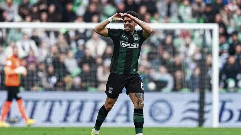 Douglas comemora gol pelo Krasnodar contra o CSKA Moscou — Foto: Divulgação