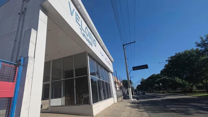 Família e amigos se despedem de Gerson Brenner