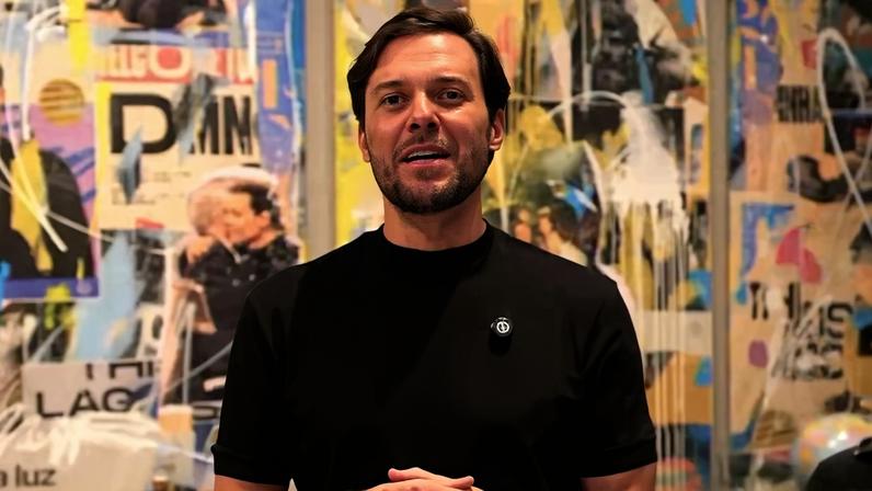 Valadão pede perdão após crise envolvendo Banco Master