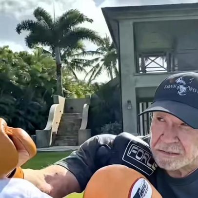 Chuck Norris exibe habilidades de luta em post no Instagram dias antes da morte